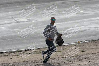 media/Nov-16-2025-Race Pace (Sun) [[8c5fa54630]]/Verified Riders/8-Turn 12 (120pm)/